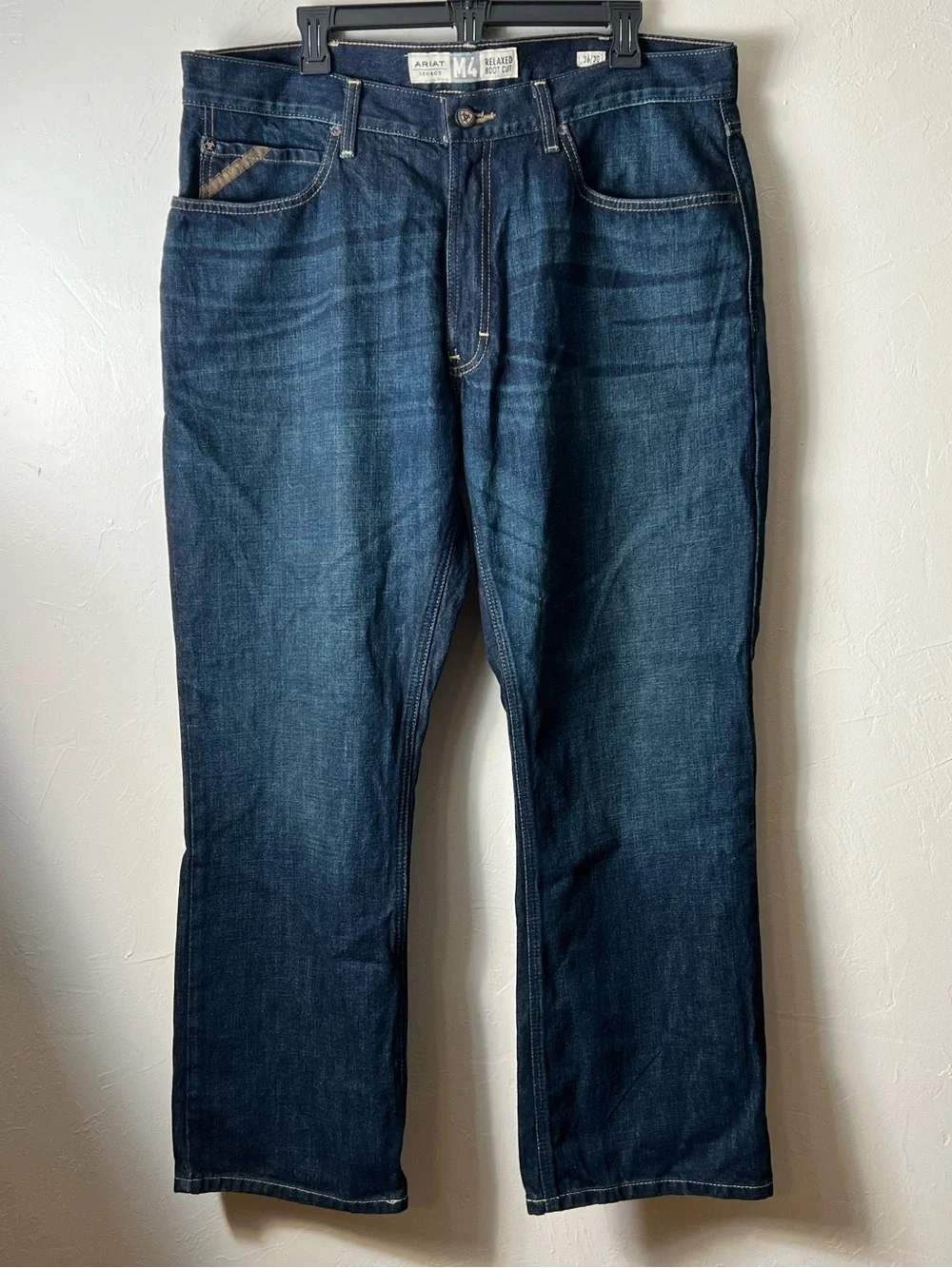 Ariat Legacy Relaxed Boot cut Mens Jeans M4 Boot size 36 x 30 Work Pants